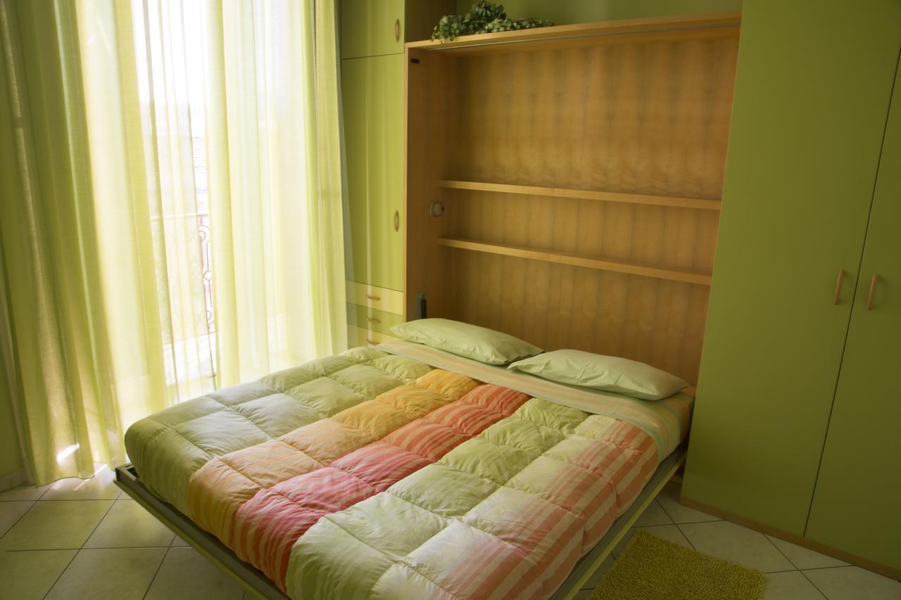 Al Centro E Meglio B&B Napoli Eksteriør bilde
